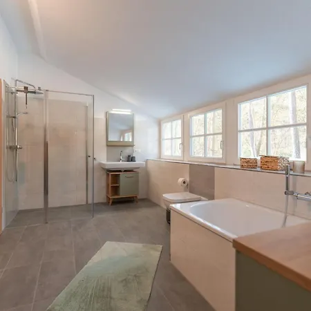 Kieferneck Mit Sauna Und Grossem Garten